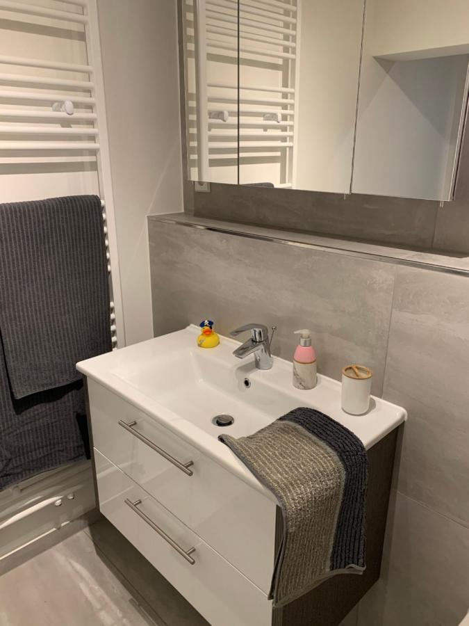 W1 - Kontaktloser 24h Check In, W-lan, Netflix, Parkplatz, Kueche, Boxspring-bett Apartment Bueckeburg